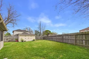 9217 Mohawk Dr, La Porte, TX 77571 - Photo 29