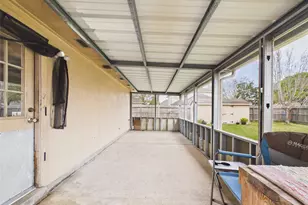 9217 Mohawk Dr, La Porte, TX 77571 - Photo 27