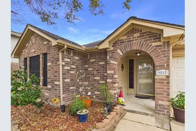 9217 Mohawk Drive, La Porte, TX 77571 - Photo 5