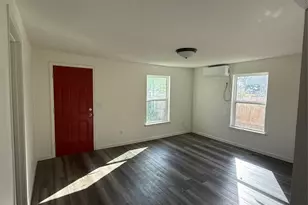 7019 Bonham St, Houston, TX 77020 - Photo 3