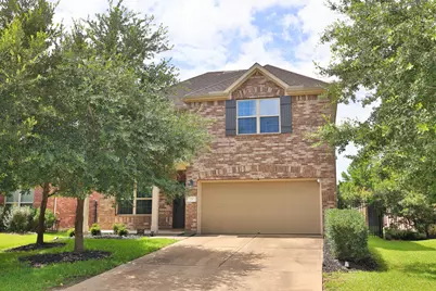 19 Canterborough Place, Tomball, TX 77375 - Photo 1