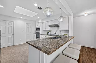 14222 Stokesmount Dr, Houston, TX 77077 - Photo 15