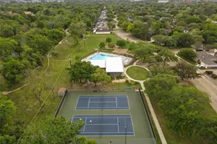 14222 Stokesmount Dr, Houston, TX 77077 - Photo 47