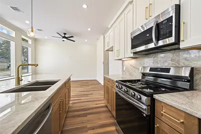 8715 Edgar Street, Houston, TX 77051 - Photo 11