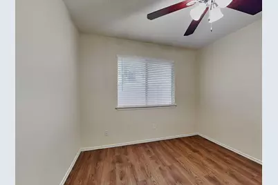 3902 Mattingham Drive, Houston, TX 77066 - Photo 11