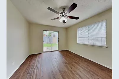 3902 Mattingham Drive, Houston, TX 77066 - Photo 13