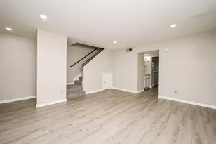 3901 Woodchase Dr, Houston, TX 77042 - Photo 11