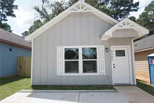 9585 Darkwood, Willis, TX 77318 - Photo 1