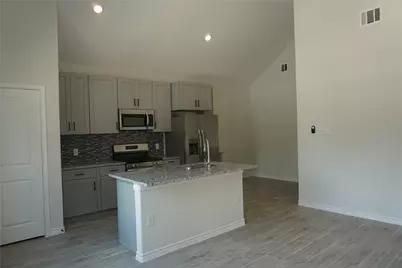 9585 Darkwood, Willis, TX 77318 - Photo 3