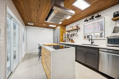 5611 Water Leaf Lane, Houston, TX 77088 - Photo 7