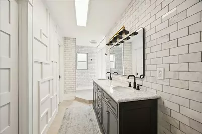 5611 Water Leaf Lane, Houston, TX 77088 - Photo 13