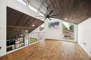 5611 Water Leaf Ln, Houston, TX 77088 - Photo 15