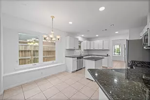 5010 E Newpark Dr, Houston, TX 77041 - Photo 13