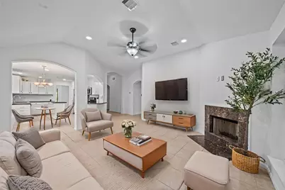 5010 E Newpark Drive, Houston, TX 77041 - Photo 7