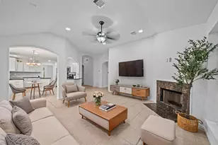 5010 E Newpark Dr, Houston, TX 77041 - Photo 7