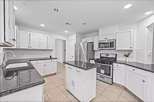 5010 E Newpark Dr, Houston, TX 77041 - Photo 17