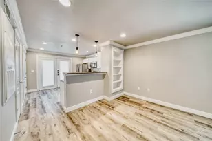 1725 Harvey Mitchell Pkwy S, College Station, TX 77840 - Photo 13