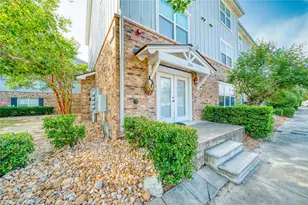 1725 Harvey Mitchell Pkwy S, College Station, TX 77840 - Photo 1