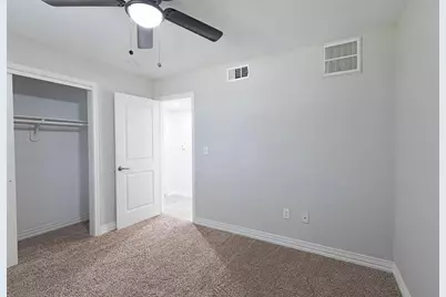 132 Oyster Creek Drive #14, Lake Jackson, TX 77566 - Photo 13