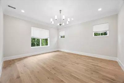 31 Wentworth Gate Path, Houston, TX 77027 - Photo 17