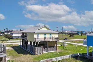 957 Alberdie Dr, Crystal Beach, TX 77650 - Photo 1