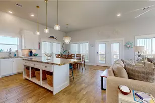 957 Alberdie Dr, Crystal Beach, TX 77650 - Photo 13