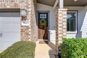 8812 Narrow Leaf St, Houston, TX 77080 - Photo 3