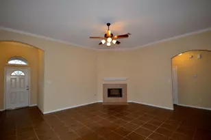 9942 Taylor Springs Ln, Tomball, TX 77375 - Photo 5