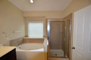 9942 Taylor Springs Ln, Tomball, TX 77375 - Photo 13