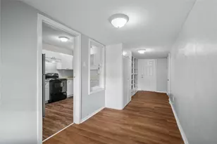 623 18th Ave N, Texas City, TX 77590 - Photo 7