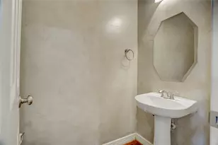 13835 Cady Ct, Houston, TX 77077 - Photo 9