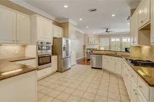 13835 Cady Ct, Houston, TX 77077 - Photo 7