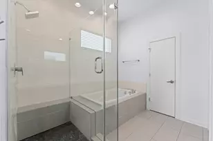 120 Pierce St, Houston, TX 77002 - Photo 29