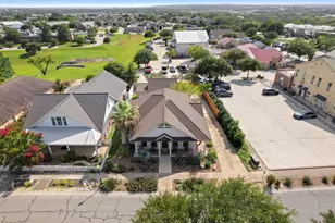 2277 Gruene Lake Dr, New Braunfels, TX 78130 - Photo 43