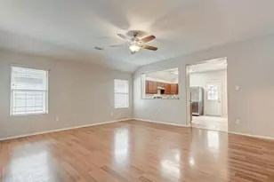 19802 River Breeze Dr, Tomball, TX 77375 - Photo 3