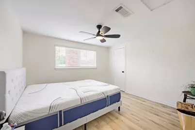 8927 Langdon Lane, Houston, TX 77036 - Photo 25