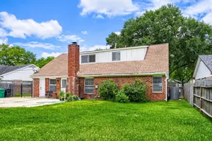 8927 Langdon Ln, Houston, TX 77036 - Photo 3