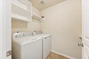 1117 W 26th St, Houston, TX 77008 - Photo 27