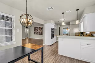 7911 Heathrow Ln, Spring, TX 77379 - Photo 9