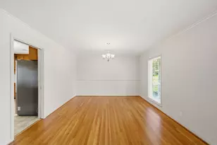 6323 Cindy Ln, Houston, TX 77008 - Photo 7