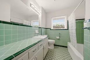 6323 Cindy Ln, Houston, TX 77008 - Photo 11