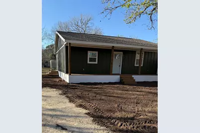 808 Josephine Street, Yoakum, TX 77995 - Photo 9