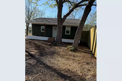 808 Josephine Street, Yoakum, TX 77995 - Photo 11