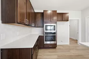 2302 Sereno Shrs Dr, Texas City, TX 77568 - Photo 17