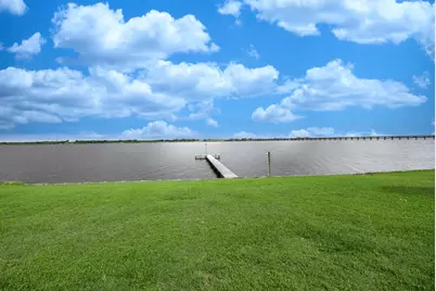 748 W Bayshore Drive, Palacios, TX 77465 - Photo 41