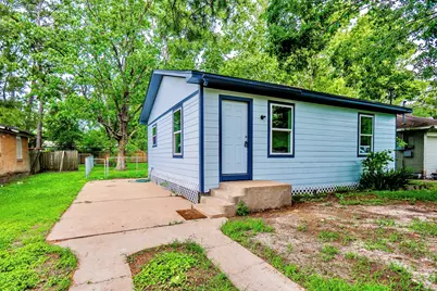 529 S Illinois Avenue, League City, TX 77573 - Photo 1