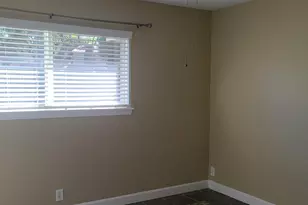 11123 Hazelhurst Dr, Houston, TX 77043 - Photo 11