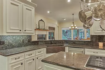 203 Monterrey Road E, Montgomery, TX 77356 - Photo 17