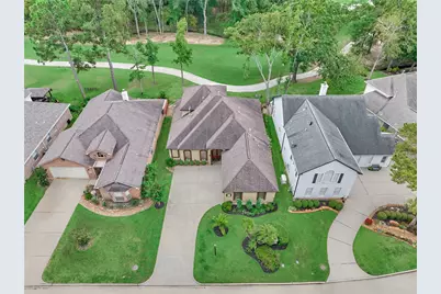 203 Monterrey Road E, Montgomery, TX 77356 - Photo 3