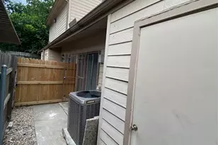 5100 Milwee St, Houston, TX 77092 - Photo 17